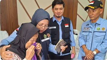 Saat Petugas Haji Melayani 