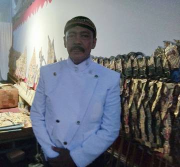 Cinta Seni Jadi Jalan Kesuksesan Dalang Totok Handoyo 