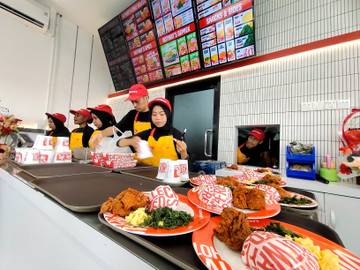 Perdana Hotway’s Chicken di Papua