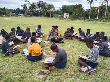 Ketika Polisi Mengajar, Harapan Tumbuh di Pedalaman Papua