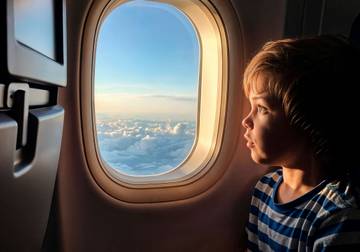 Alasan Jendela Pesawat Berbentuk Oval