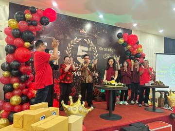 HUT ke-5 Dreamland Hotel Bondowoso