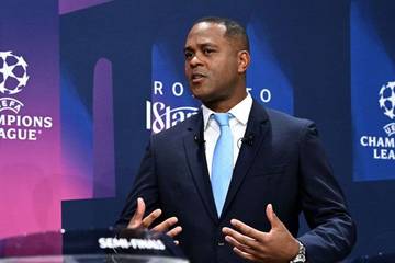 Patrick Kluivert, Dari Bintang Lapangan hingga Panggung Kepelatihan