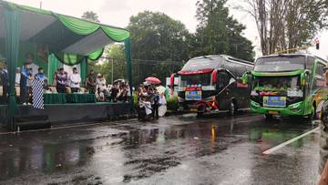 Bupati Lepas Ratusan Jamaah Calon Haji Bondowoso 