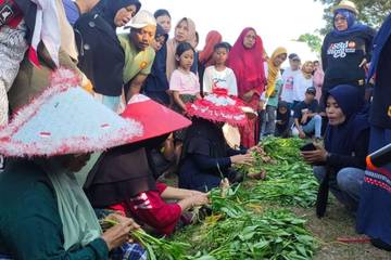 Dari Kangkung, Emak-Emak Penataban Rayakan Kemerdekaan