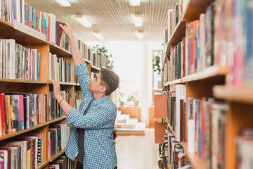 5 Rekomendasi Perpustakaan Destinasi Untuk Para Pembaca Buku