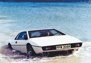 Cerita Dibalik Lotus Esprit Jadi Kendaraan Ikonik 007