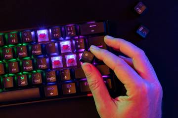 Mengenal Mechanical Keyboard : Lebih dari Sekadar Mengetik
