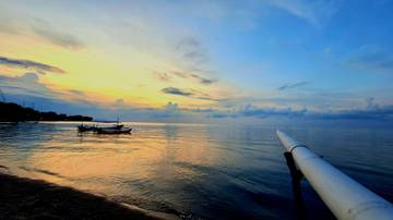 Pesona Sunset Pasir Putih Situbondo, Pesona Lukisan Alam 