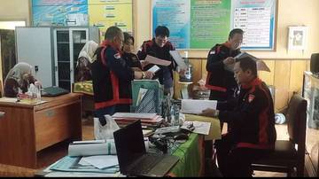 Kejari Jember Geledah Sekolah Usut Korupsi Anggaran BOS