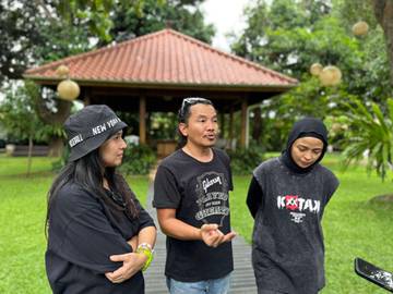Kotak Band Ajak Keluarga Jelajahi Banyuwangi
