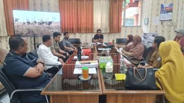 Terancam Gagal Berangkat, Jemaah Haji Reguler Mengadu Dewan 