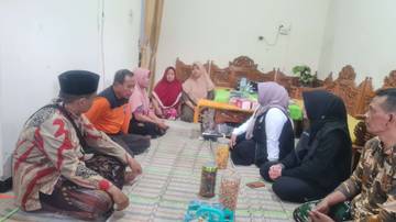 Wabup Tinjau Rumah Terdampak Banjir di Besuki
