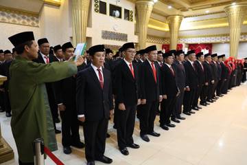 Bupati Fawait Lantik 190 Pejabat, 2026 Tahun Pembuktian