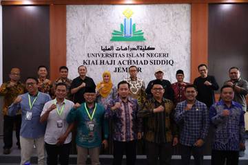 UIN Gus Dur Studi Banding ke UIN KHAS 