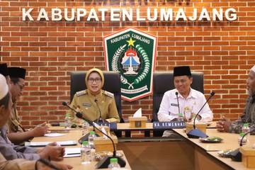 Bupati Lumajang Komitmen Pelayanan Terbaik bagi Calon Jamaah Haji 2026