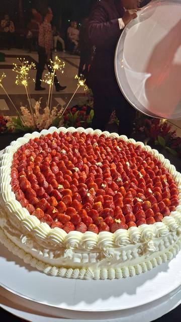 Pesona Italian Wedding Cake yang Ikonik