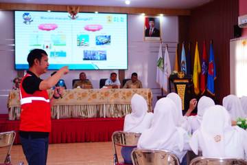 PLN Tanamkan Budaya K3 ke Siswa SMK Tegalsari
