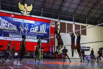 SMAN Ambulu dan SMAN Bangsal Dominasi Direktur Cup 