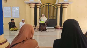 Pesan Pengasuh, Selama Liburan Santri Tetap Shalat Berjamaah