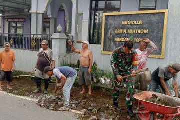 Umat Muslim di Lumajang Renovasi Menjelang Ramadhan