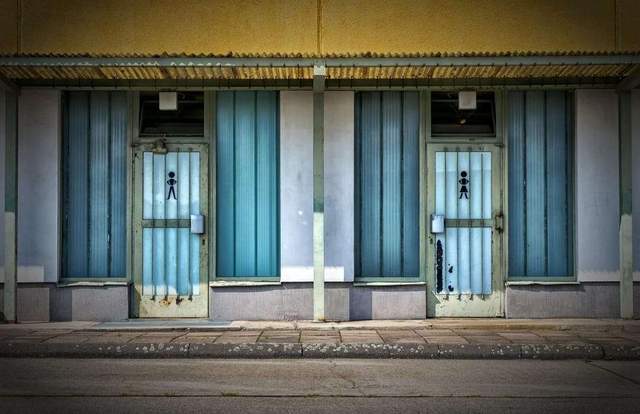 Fakta Toilet Umum dan Potensi Bahayanya