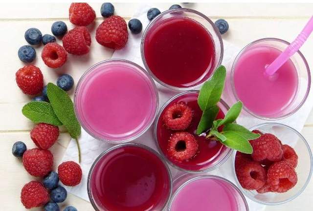 Lebih Baik Minum Jus atau Makan Buah Langsung