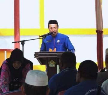 Kemenag Kaimana Kenalkan Jamaah Haji Termuda dan Tertua