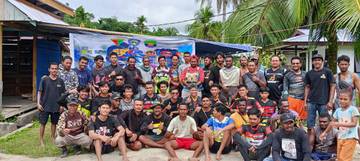 Komunitas Trail,Pemda dan Yonif 764/IB Baksos Hari Pancasila