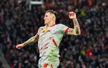 Manchester United Masuk Arena Pertarungan Merekrut Benjamin Sesko