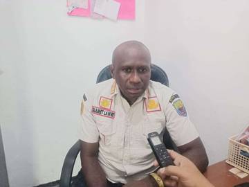 Kepala Distrik Buruway Tegaskan Aturan Pencairan Dana Desa