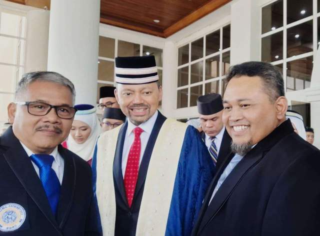 Delegasi UNAIR Surabaya Bertemu Pangeran Kesultanan Brunei Darussalam 