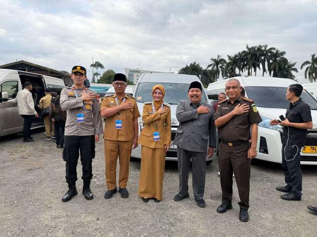 Ikuti Rakornas, Wali Kota Kediri Patuhi Arahan Presiden