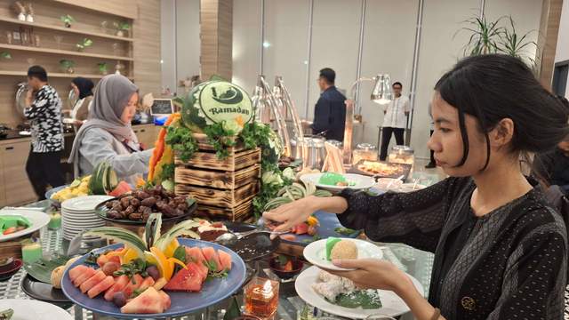 Favehotel Kediri Sajikan Roasted Chicken Untuk Menu Ramadan