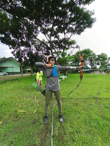 Manfaatkan Libur Dengan Belajar Memanah