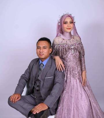 Komunikasi dan Waktu Luang Kunci Hubungan Pasangan