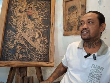 Nanang Segetih Ubah Limbah Bekas Jadi Lukisan Bernilai