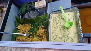 Tempe Mendoan Sambal Kecap Masih Menjadi Takjil Favorit