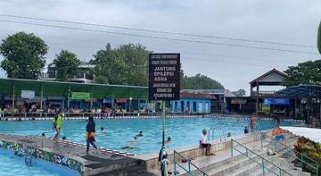 Berenang Bermanfaat untuk Kesehatan Tubuh dan Mental