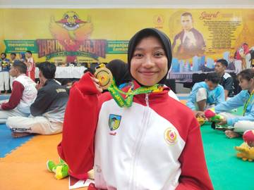 Aurelia Artha Sumbang Emas Untuk Cabor Tarung Derajat