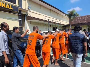Satreskrim Polres Kediri Kota Amankan Lima Pelaku Pengeroyokan 