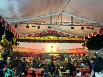 Makna Spiritual Lakon Wayang Semar Maneges