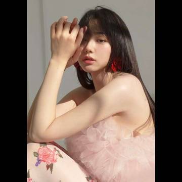 Kang Mina Absen dalam Reuni 10th Anniversary I.O.I