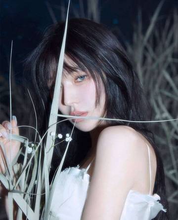 Makna Lagu Wendy “Sunkiss”, Simbol Kehangatan dan Cinta