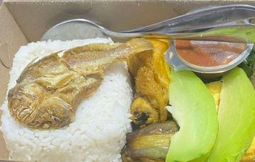 Nasi Tempong Kini Mudah Ditemukan di Kota-Kota Indonesia