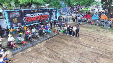 Vinanda Kenalkan Wisata Kediri Melalui Urban Touring Scooter