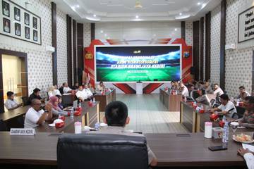 Persik Vs Persebaya Batal Tanding Di Kediri