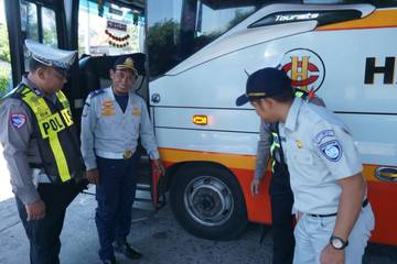 ​Operasi Lilin Semeru 2025, Petugas Ramp Check Bus