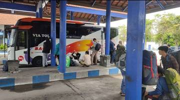 Libur Nataru Penumpang Terminal Pare Kediri Naik 10%