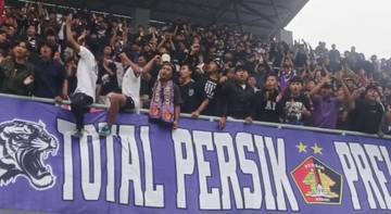 Ribuan Persikmania Padati Sesi Latihan Pemain Persik